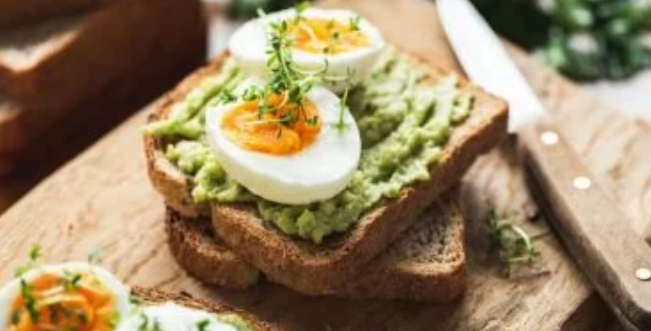 أخطاء الإفطار تضر الأمعاء كشفها طبيب من هارفارد